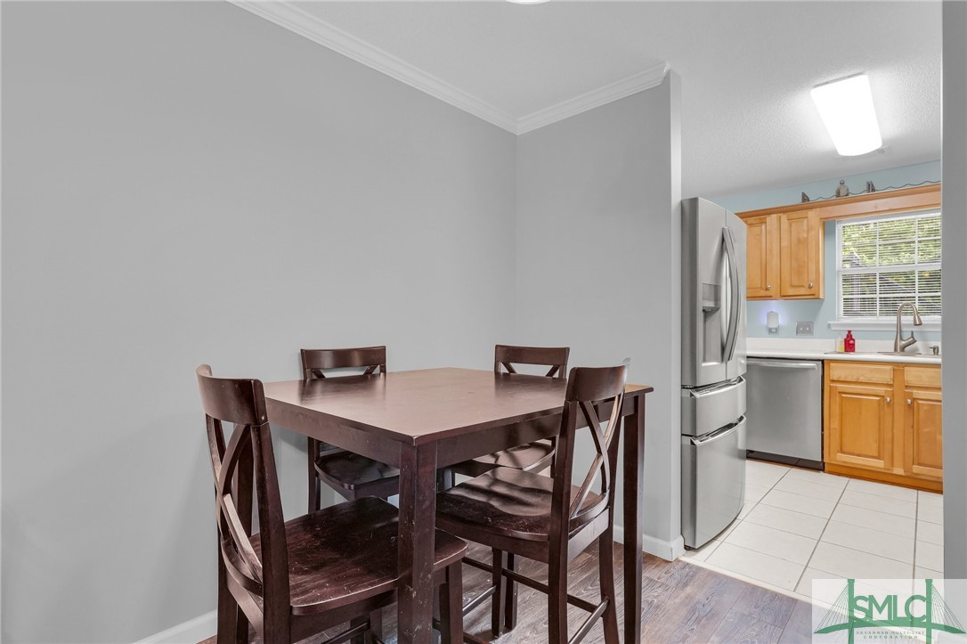 76 Al Henderson Boulevard E5