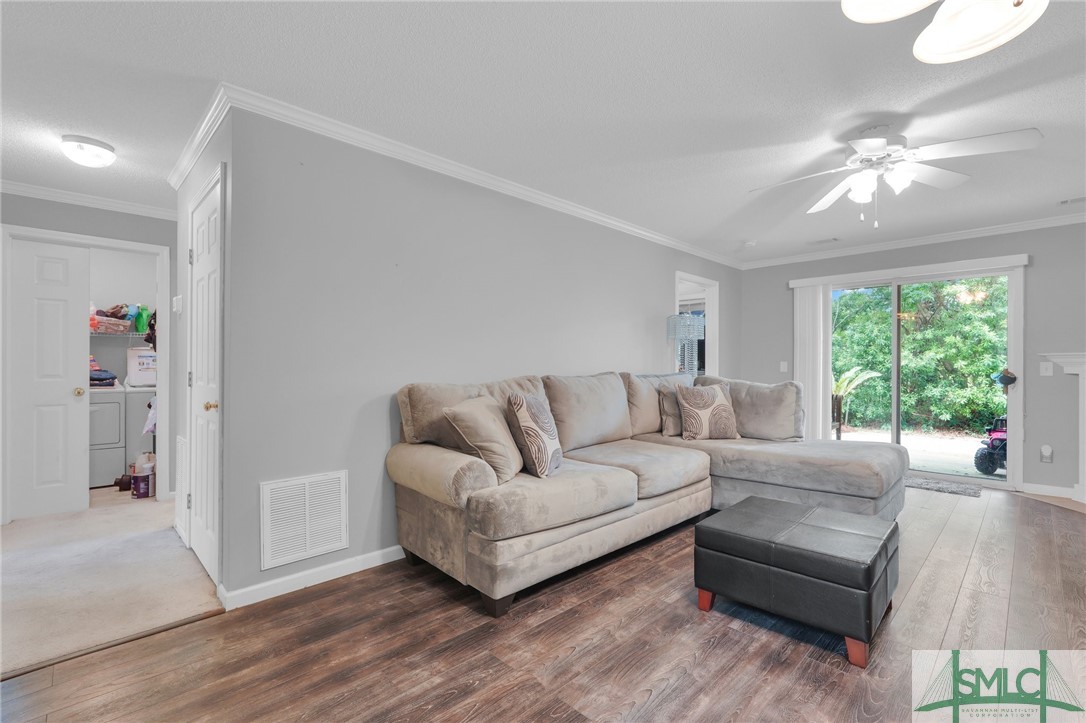 76 Al Henderson Boulevard E5