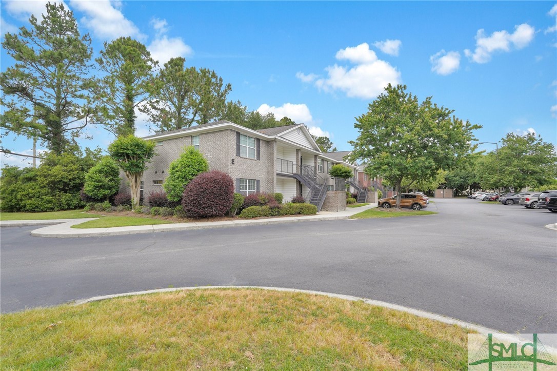 76 Al Henderson Boulevard E5