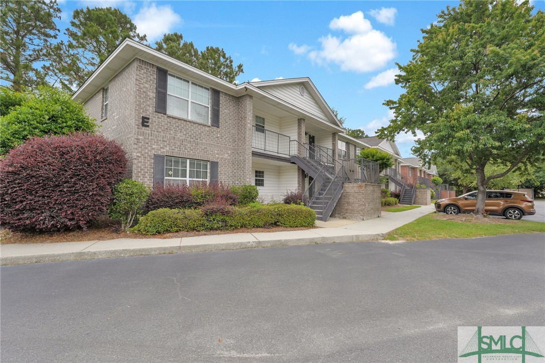 76 Al Henderson Boulevard E5