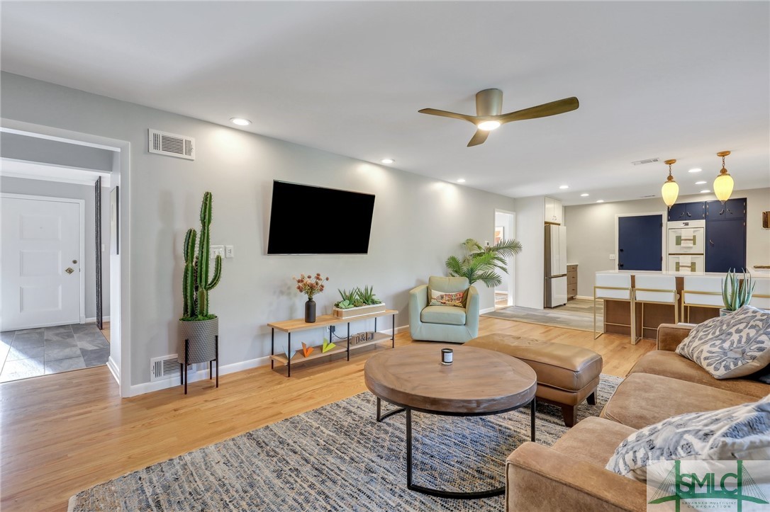 4738 Cumberland Drive