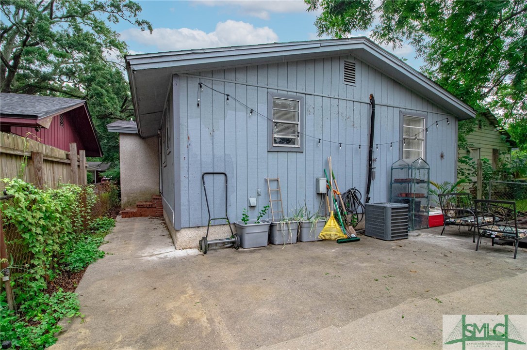 26 Kingman Avenue