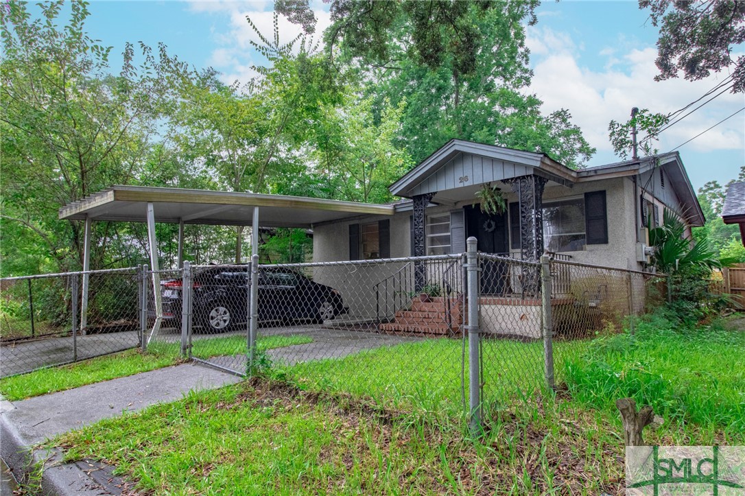 26 Kingman Avenue