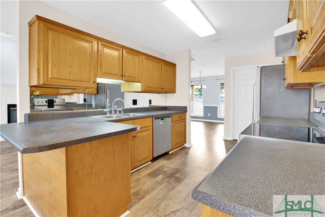 1896 Stonehenge Drive