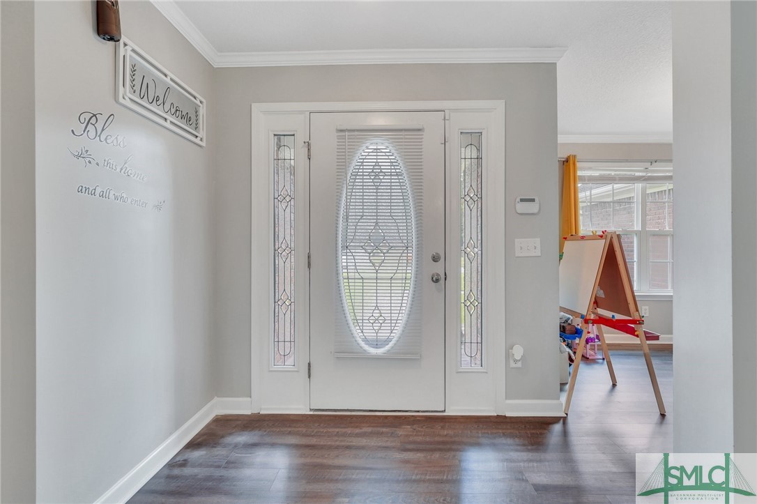 306 Carson Street NE