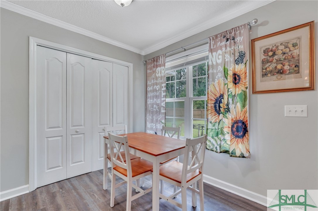 306 Carson Street NE