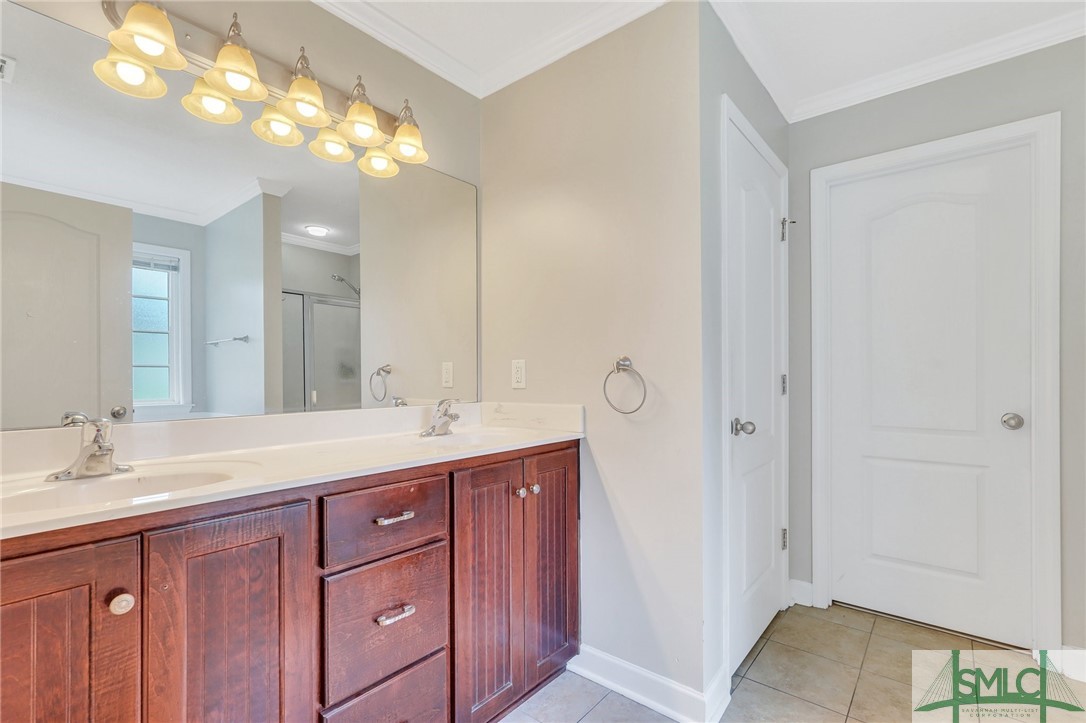 306 Carson Street NE