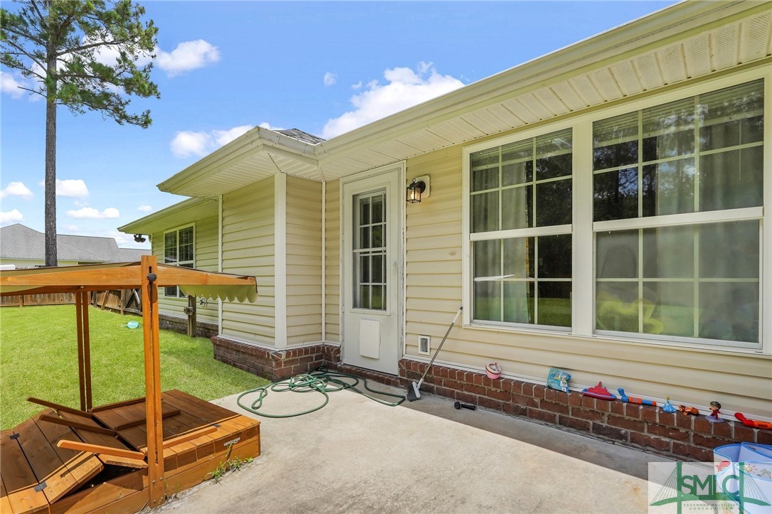 306 Carson Street NE