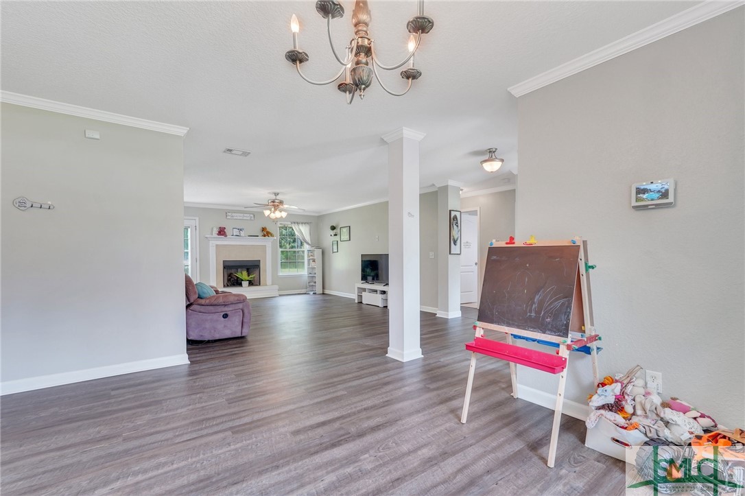 306 Carson Street NE