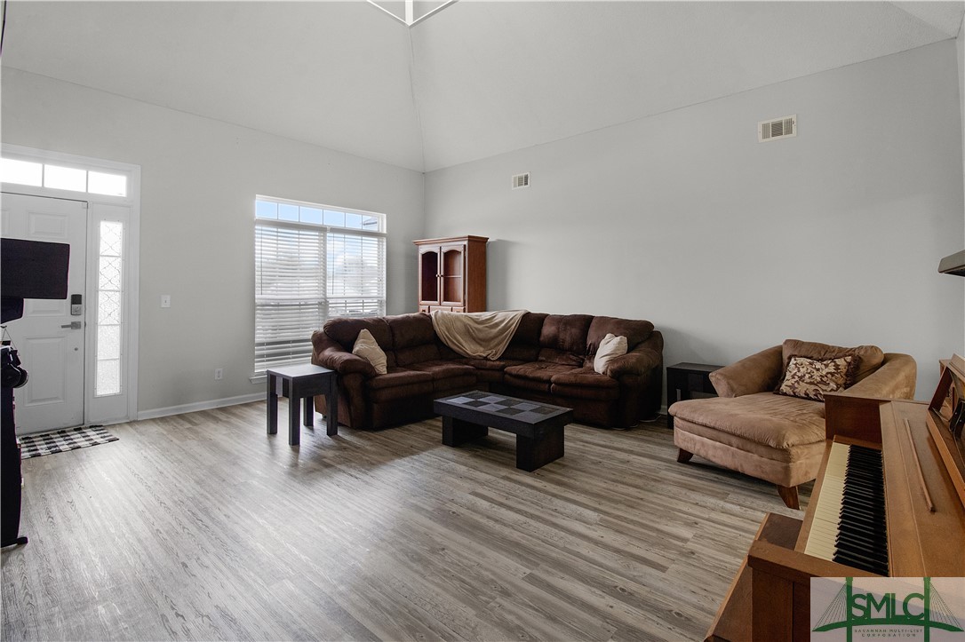330 Zachary Trail