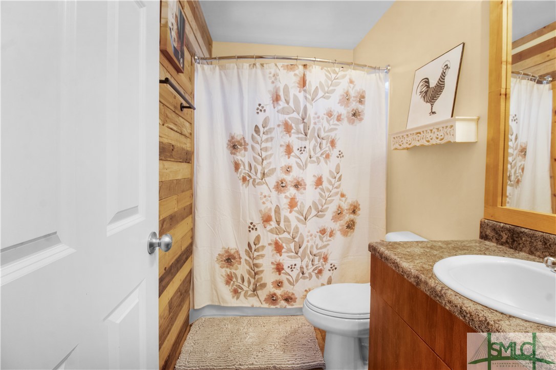 168 Lakepointe Drive