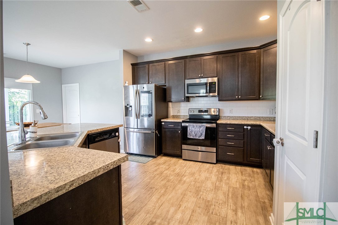 20 Whistler Way