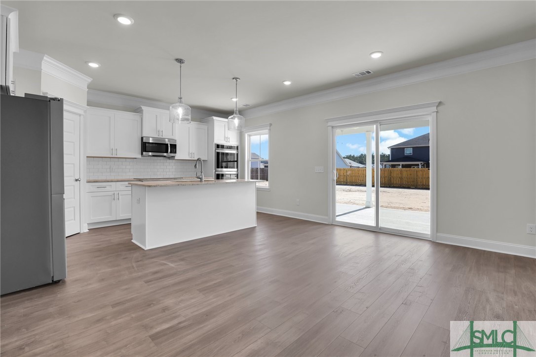 36 Pitch Point Trail