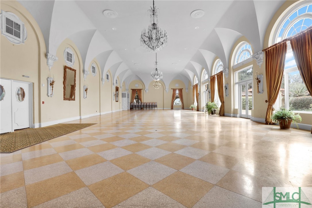 700 Wilmington Island Road 306