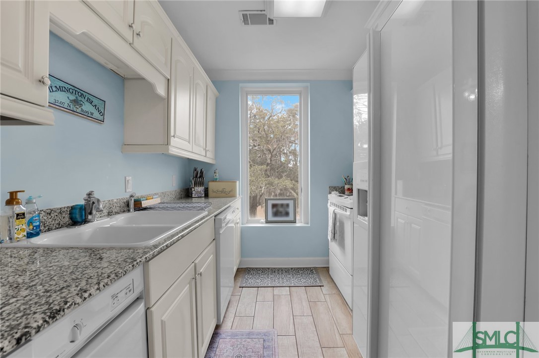 700 Wilmington Island Road 306