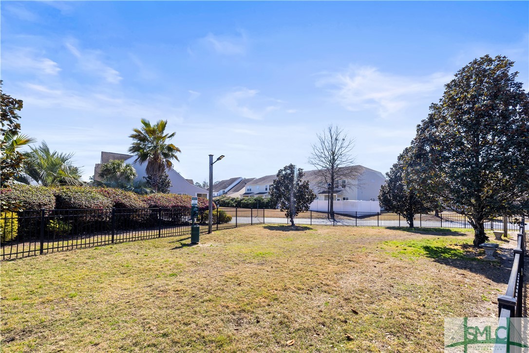 326 Gallery Way