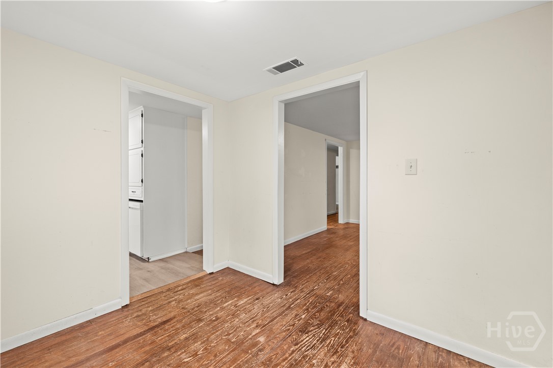 866 Floyd Avenue