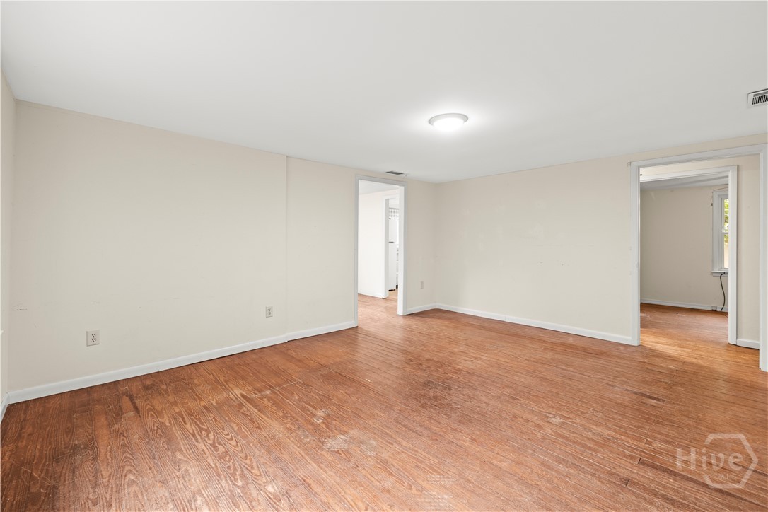866 Floyd Avenue