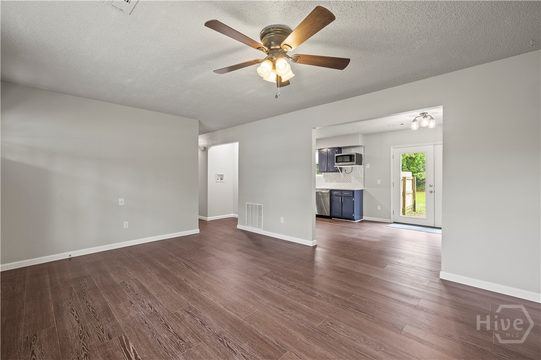 417 Plantation Way