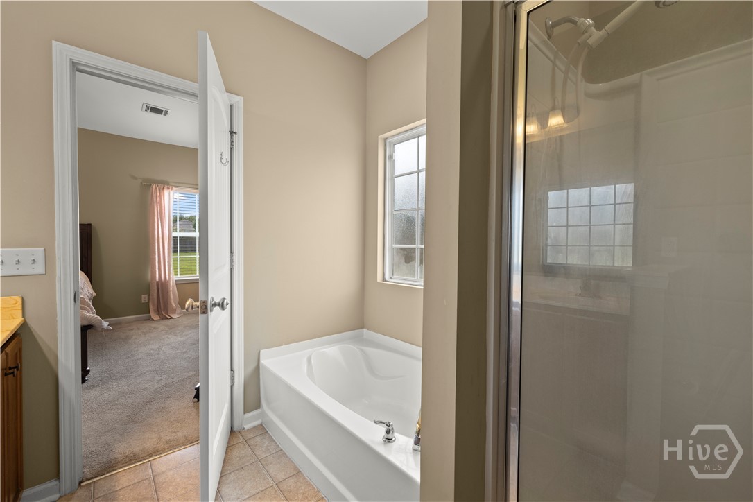 137 NE Highland Pony Way