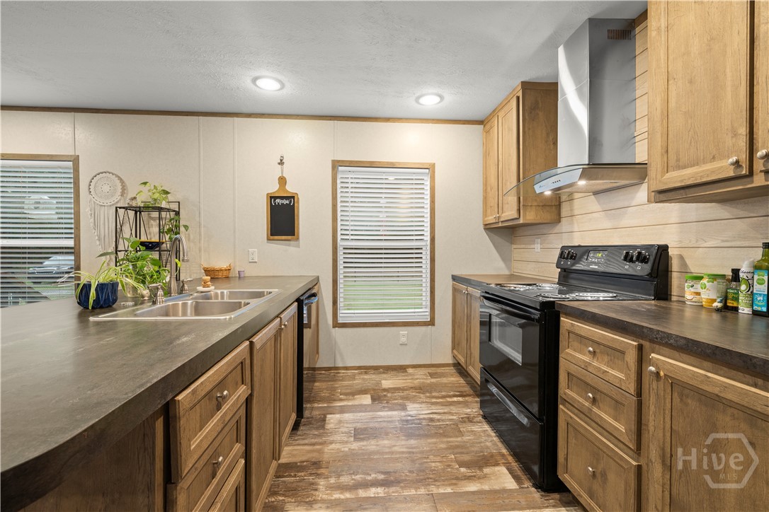 53 Sleepy Hollow Drive