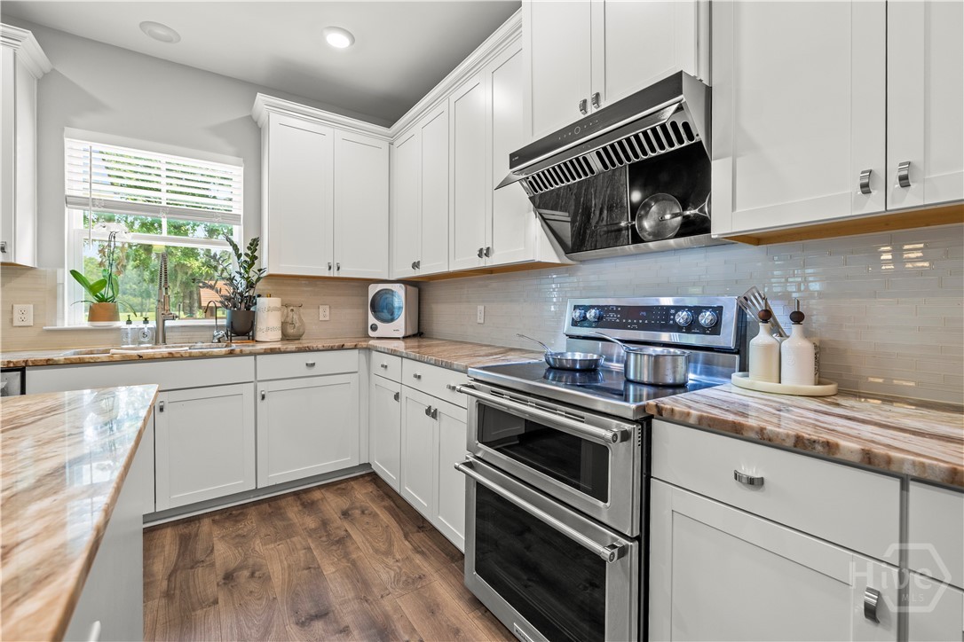 333 Waverly Lane