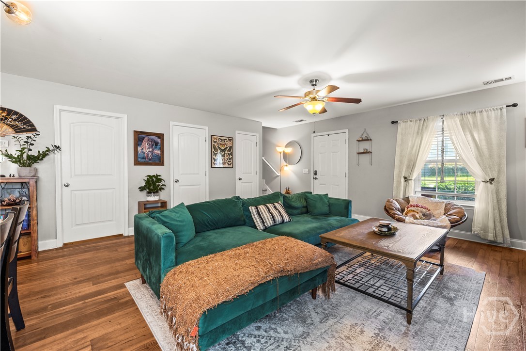 134 Crossing Circle