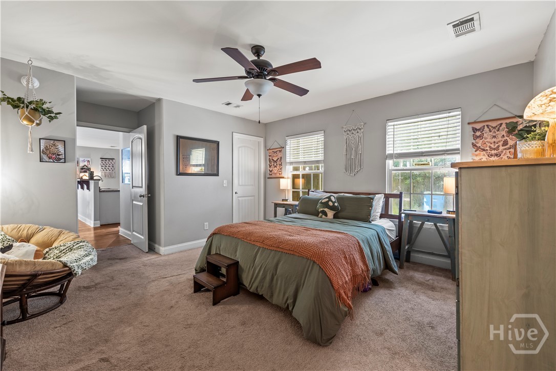 134 Crossing Circle