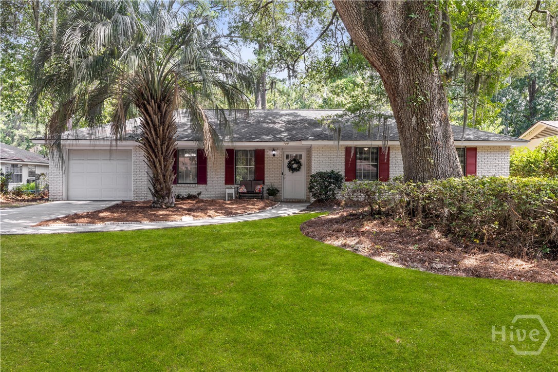 104 E Welwood Drive