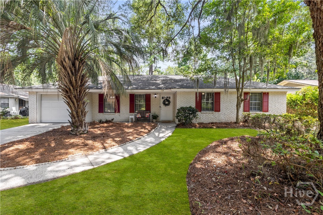 104 E Welwood Drive
