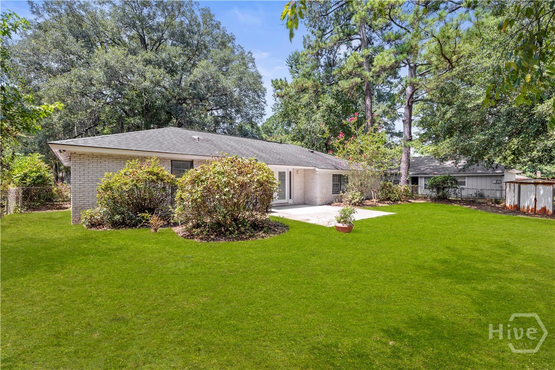 104 E Welwood Drive