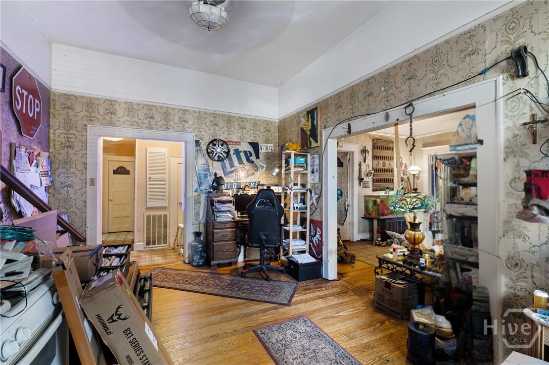 1812 E Gwinnett Street