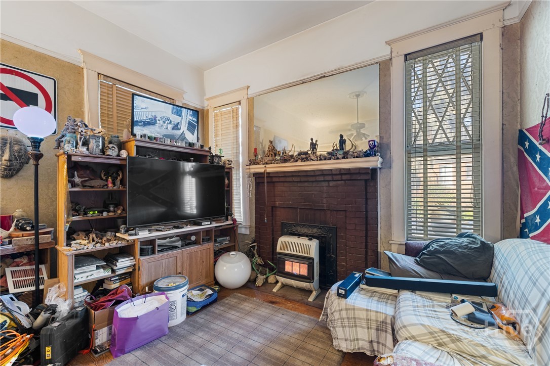 1812 E Gwinnett Street