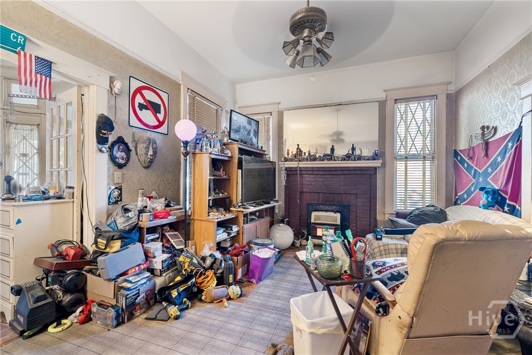 1812 E Gwinnett Street