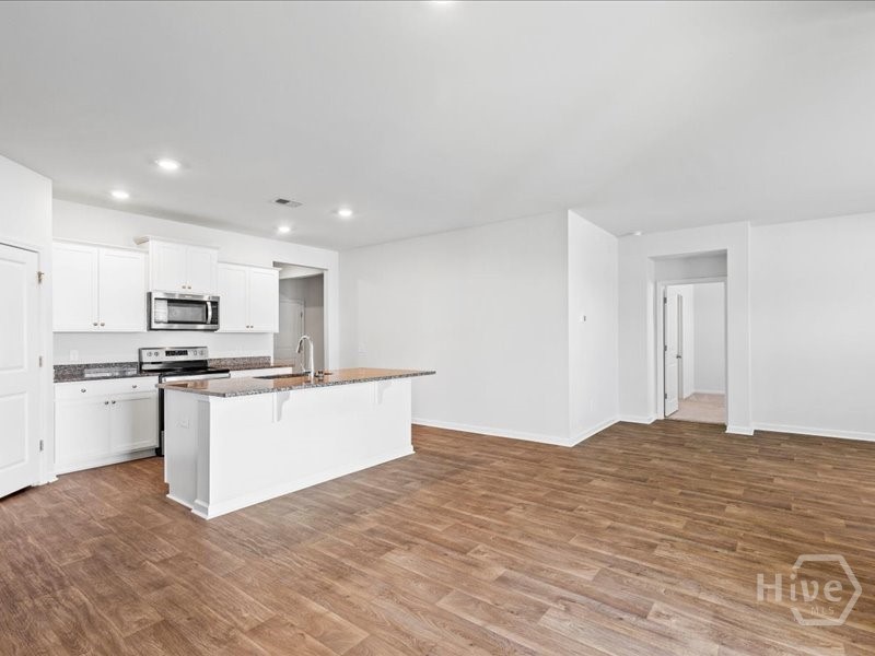 148 Troupe Drive