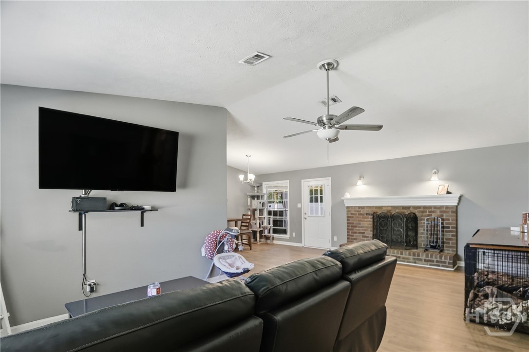 303 Armadale Road