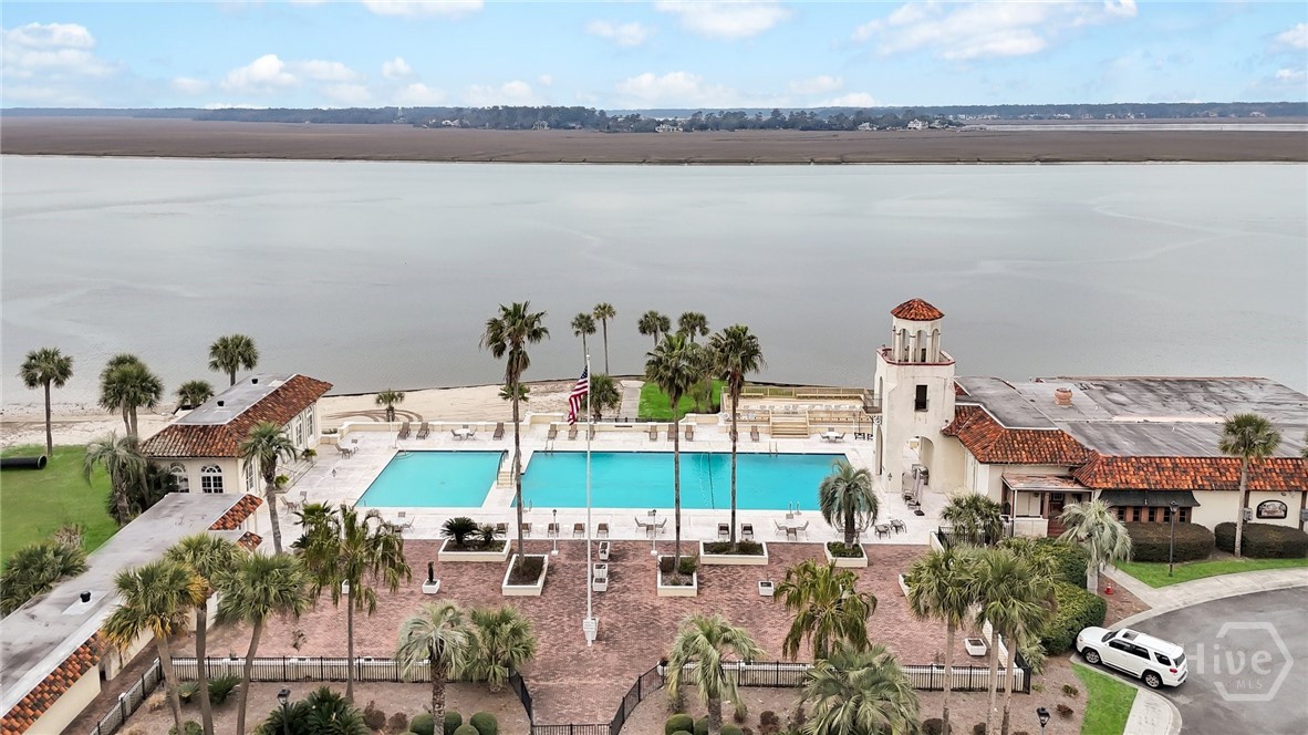 700 Wilmington Island Road 201