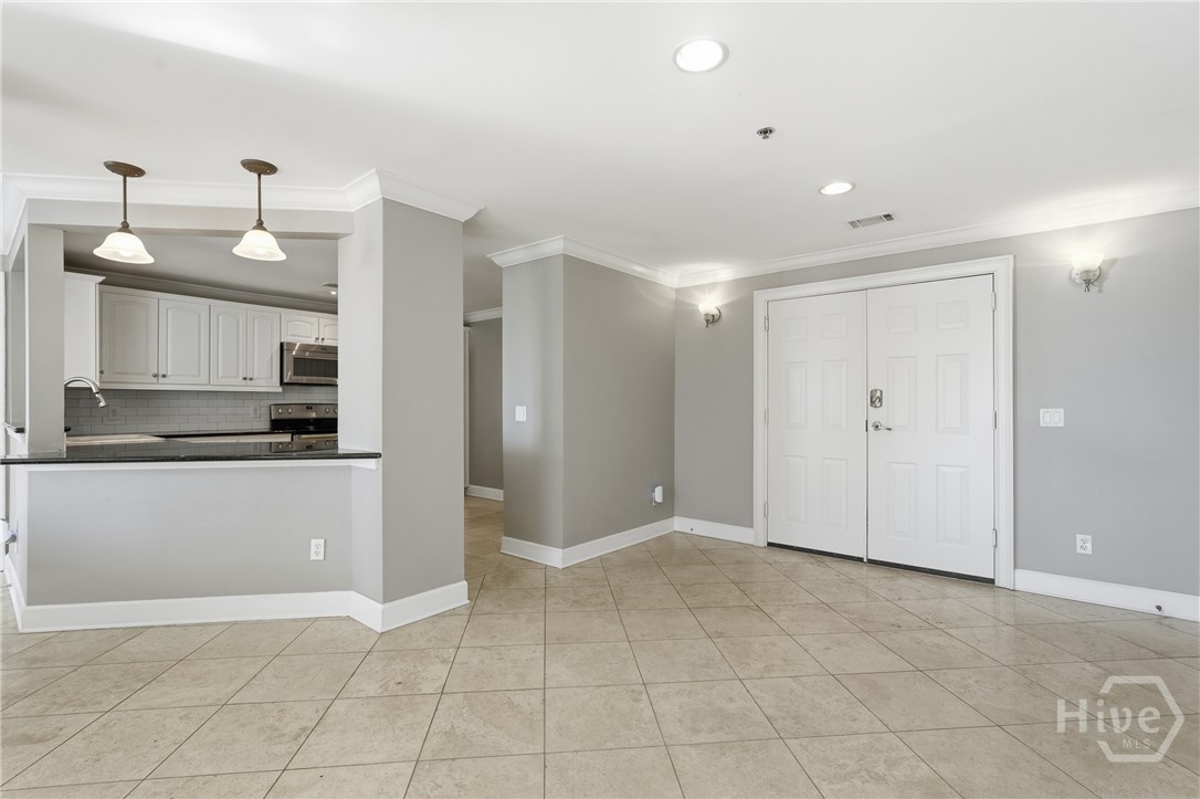 700 Wilmington Island Road 201