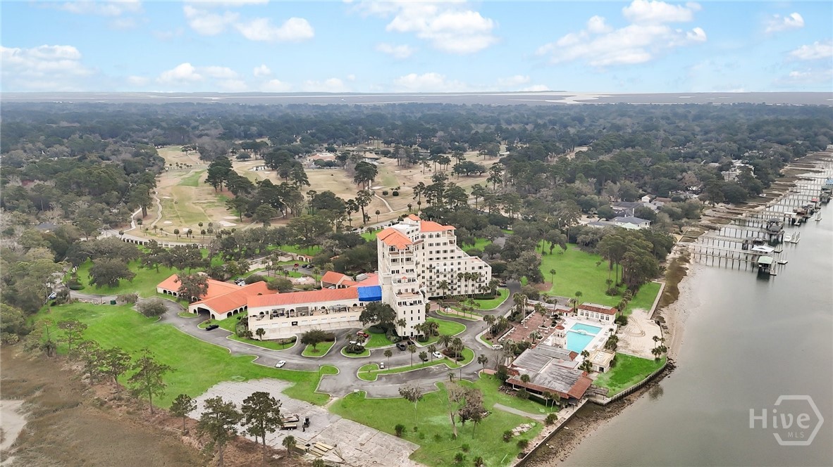 700 Wilmington Island Road 201