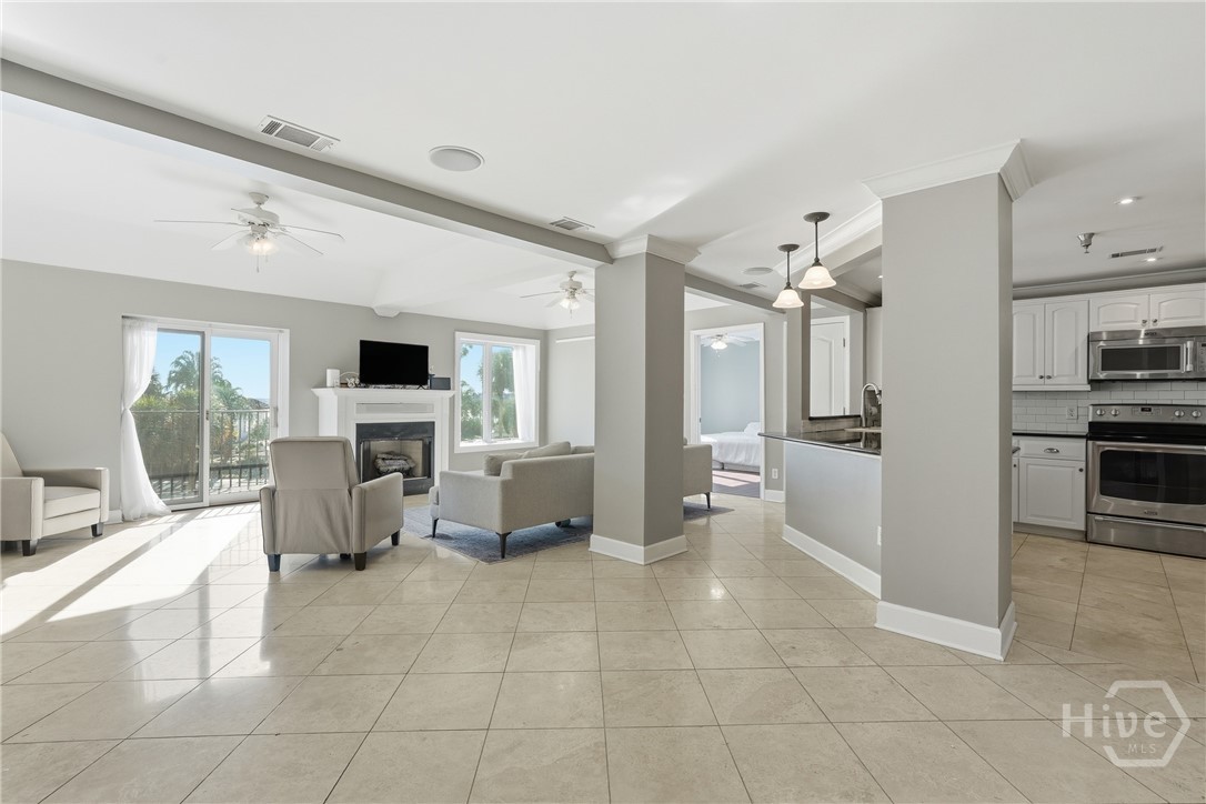 700 Wilmington Island Road 201