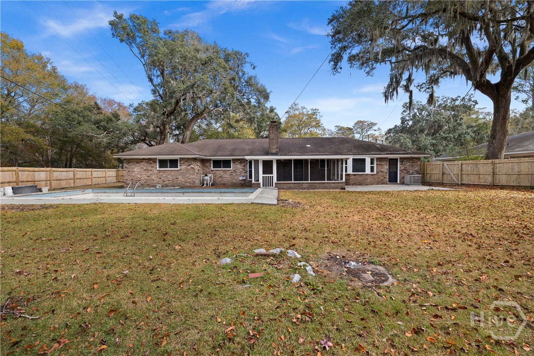 701 Leaning Oaks Drive