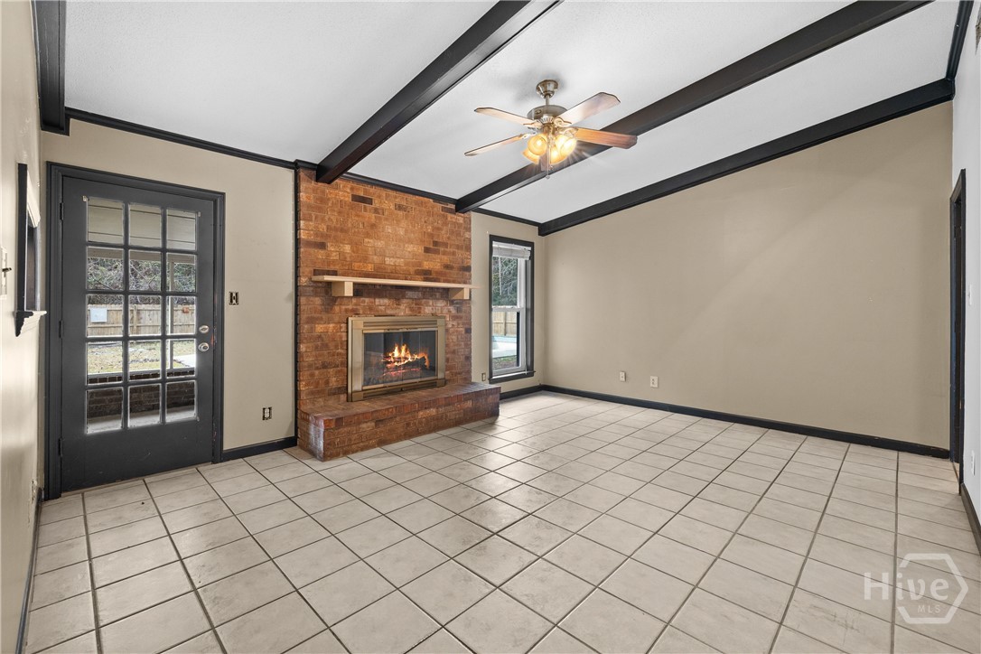 701 Leaning Oaks Drive