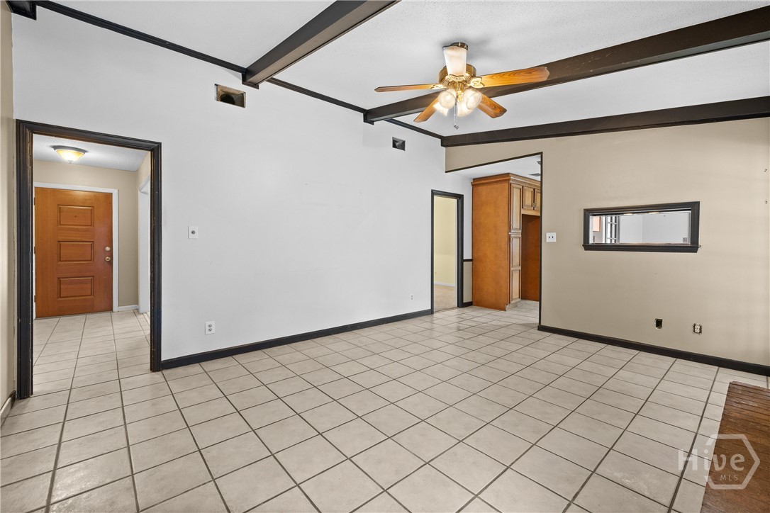 701 Leaning Oaks Drive