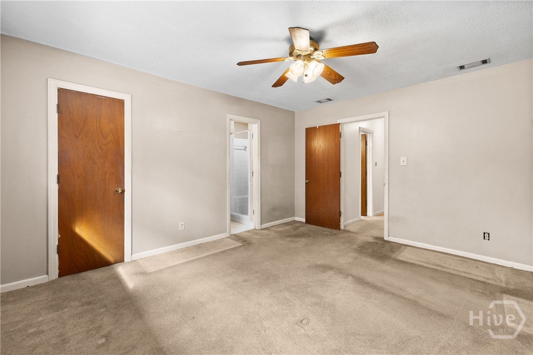 701 Leaning Oaks Drive