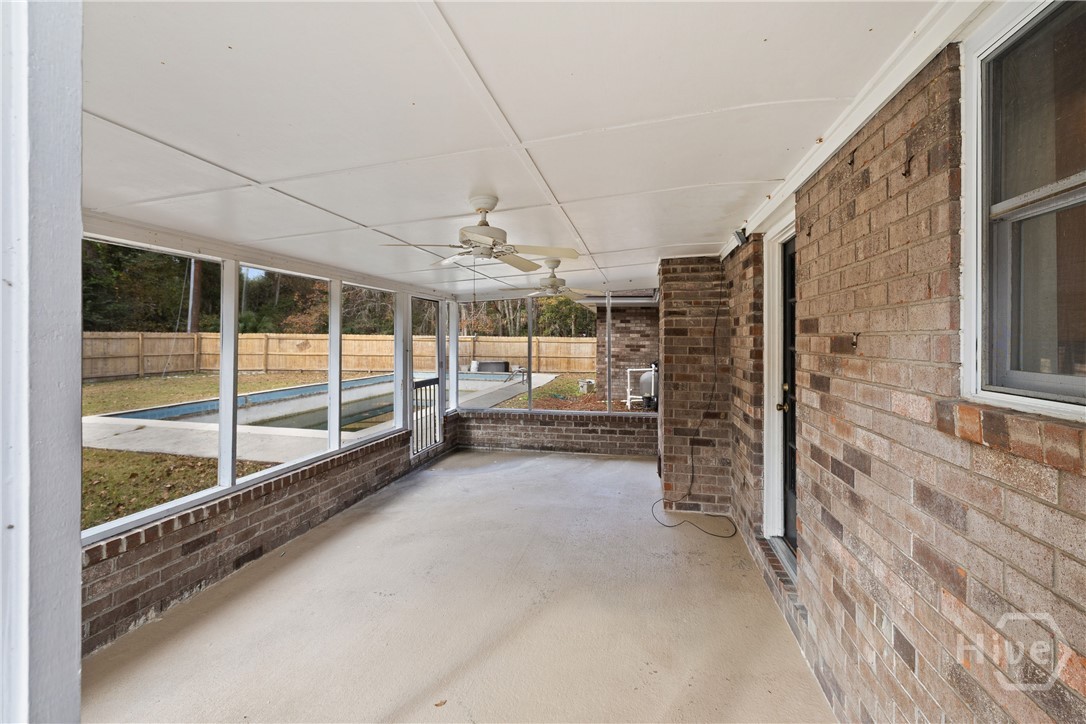 701 Leaning Oaks Drive