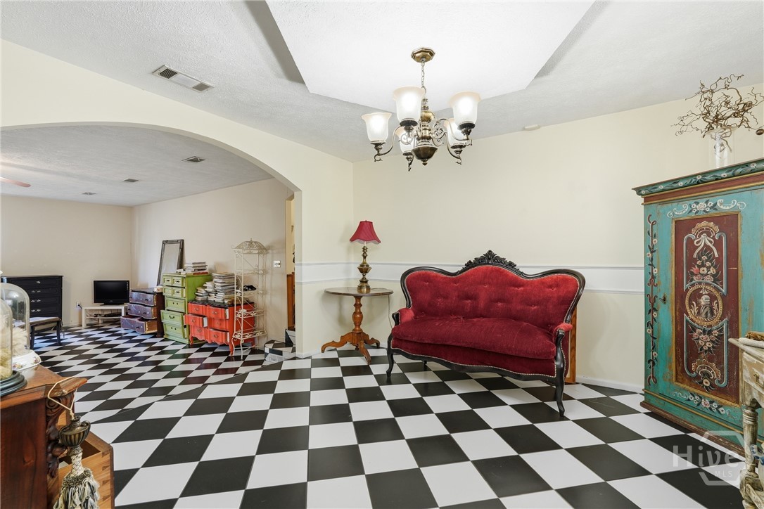 863 N Macon Street