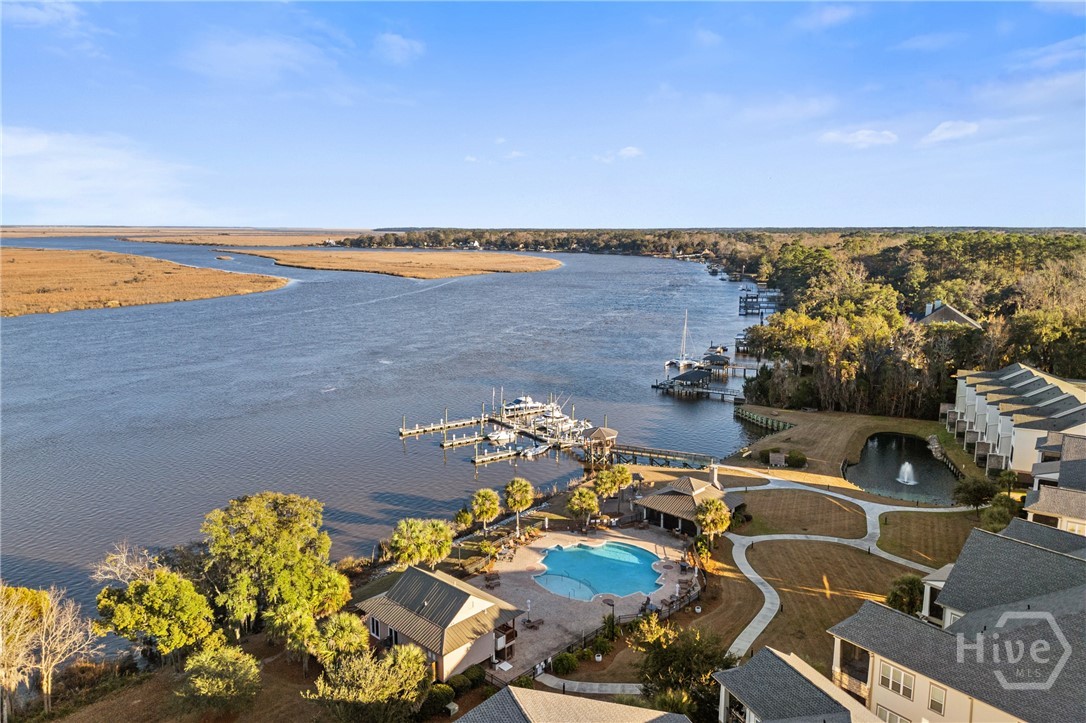 401 River Oaks Drive 401