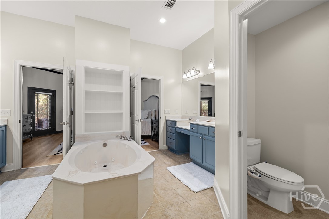 401 River Oaks Drive 401