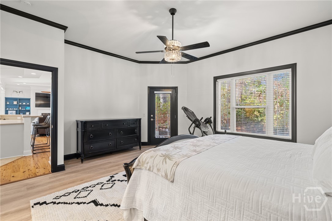 401 River Oaks Drive 401