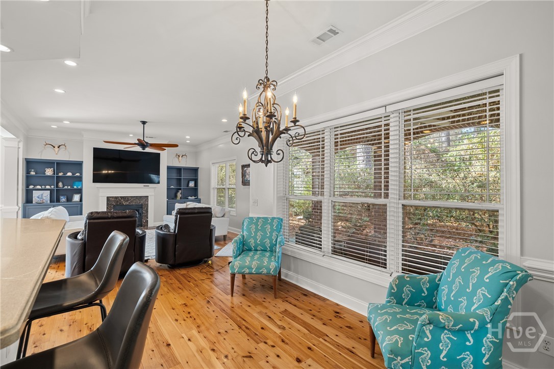 401 River Oaks Drive 401
